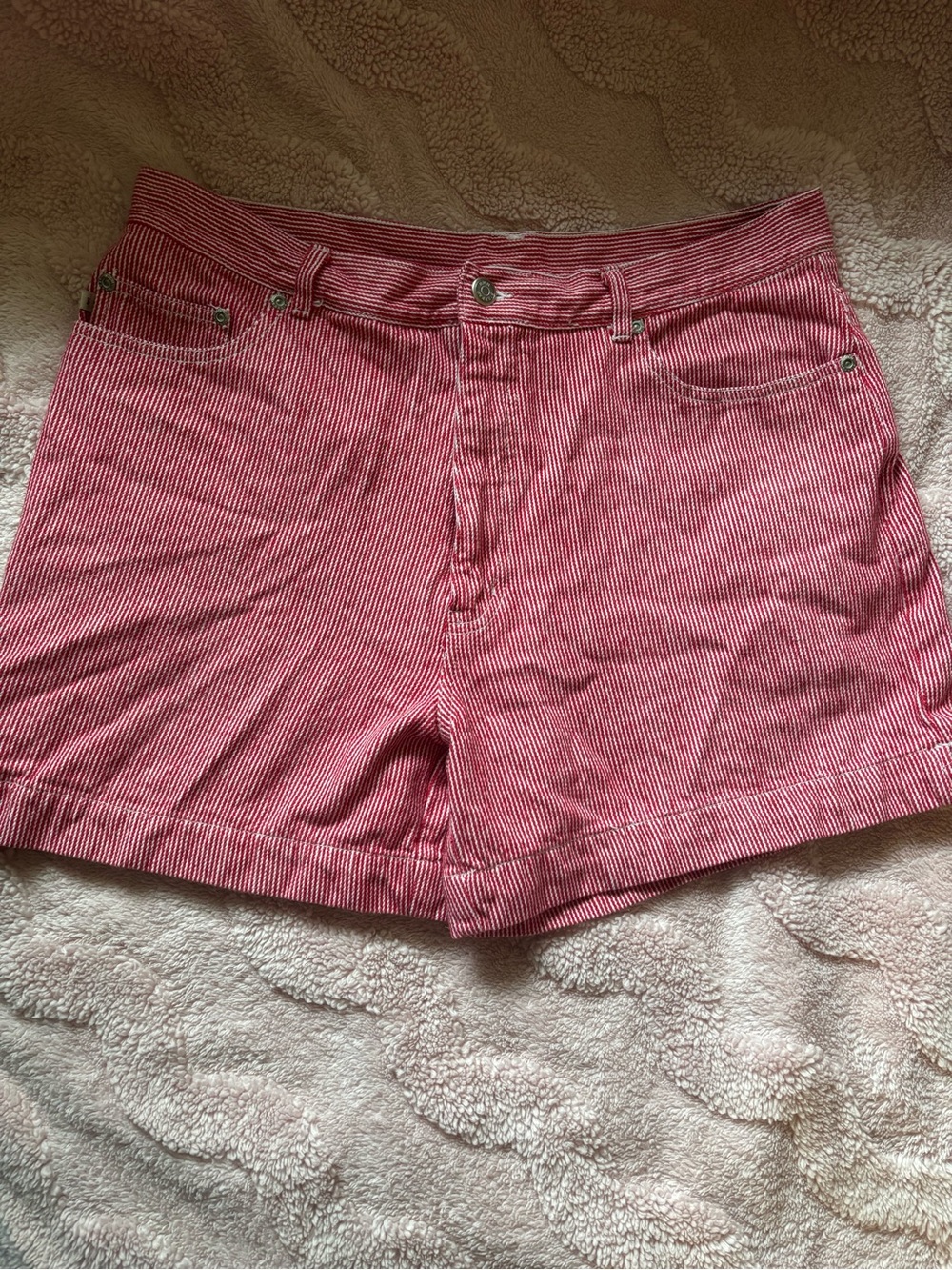 High Sierra- Women's Red Striped Cotton Shorts size 16